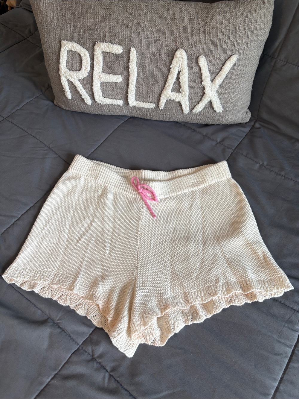 Cozy Cream Knit Lounge Shorts Pink Drawstring Crochet Scallop Hem New Old Navy